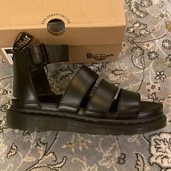 NIB Doc Marten sandals Clarissa II black size 8 - Picture 6 of 6
